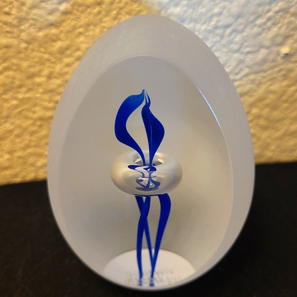 ARTCRISTAL BOHEMIA frosty GLASS blue candle flame egg shaped Paper Weight